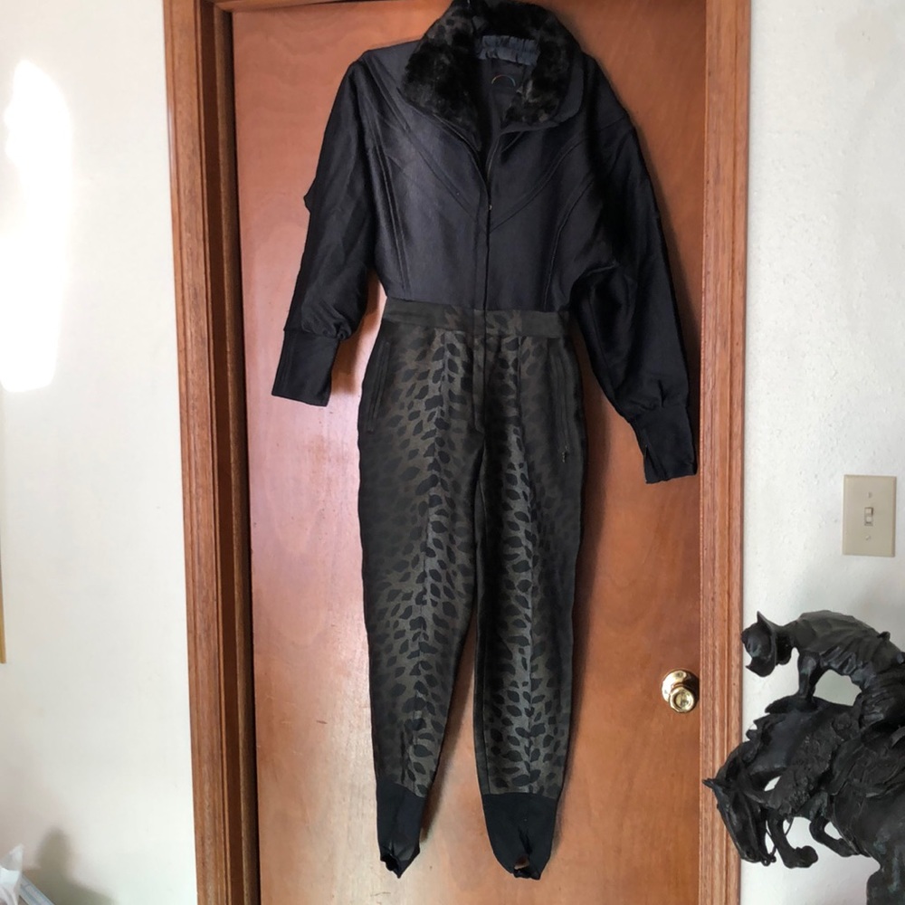 Skis Suit